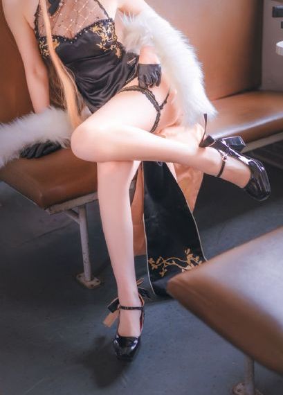 欧美涩女郎丰臀热舞_国产剧在线观看电视